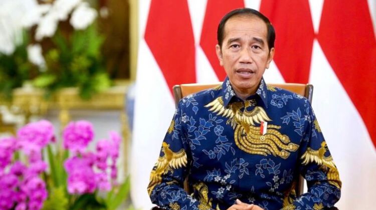 Presiden Joko Widodo dalam keterangannya di Istana Merdeka, Jakarta, Senin (30/5/22).