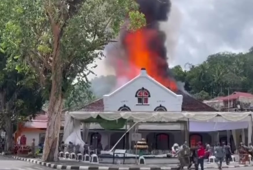 Gedung Pusat Kebudayaan Sawahlunto terbakar Kamis (3/11/22) pagi.